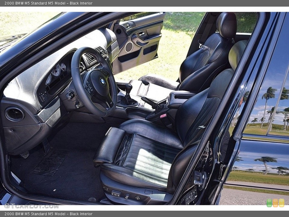 Black Interior Photo for the 2000 BMW M5  #143102003