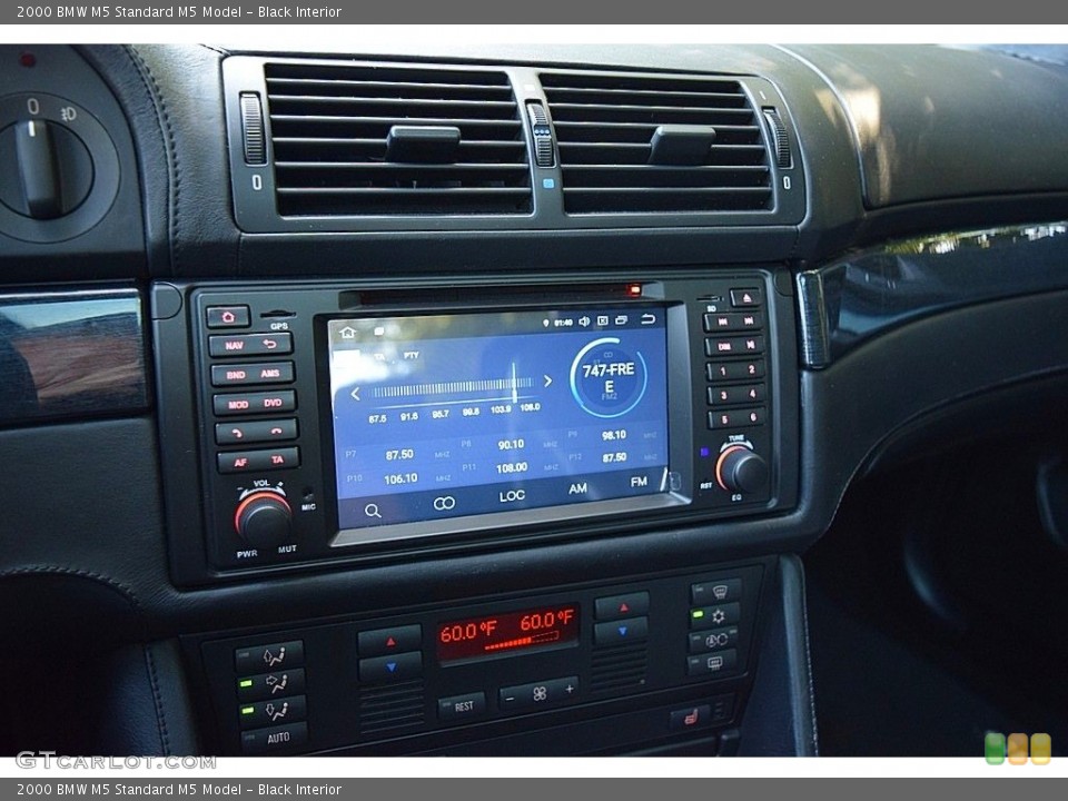 Black Interior Controls for the 2000 BMW M5  #143102443