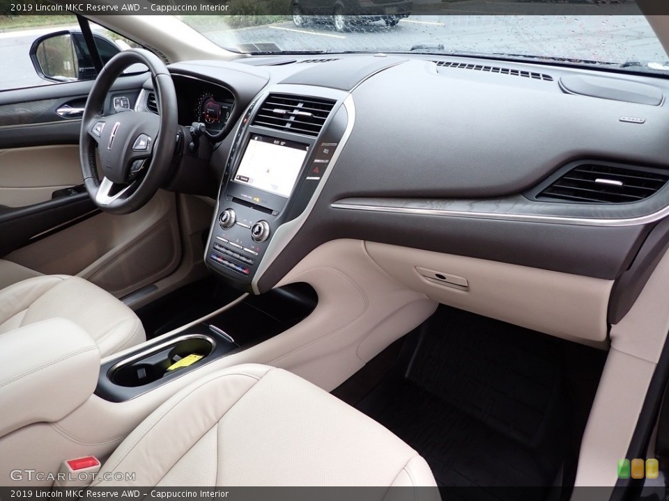 Cappuccino Interior Dashboard for the 2019 Lincoln MKC Reserve AWD #143102750