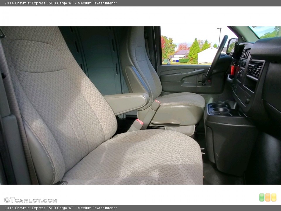 Medium Pewter Interior Photo for the 2014 Chevrolet Express 3500 Cargo WT #143110661