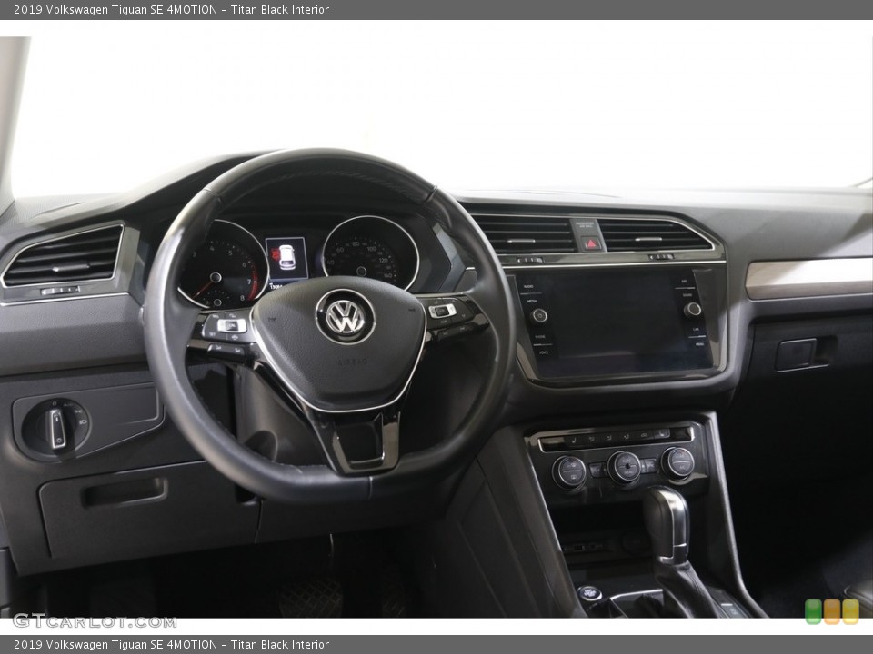 Titan Black Interior Dashboard for the 2019 Volkswagen Tiguan SE 4MOTION #143112343