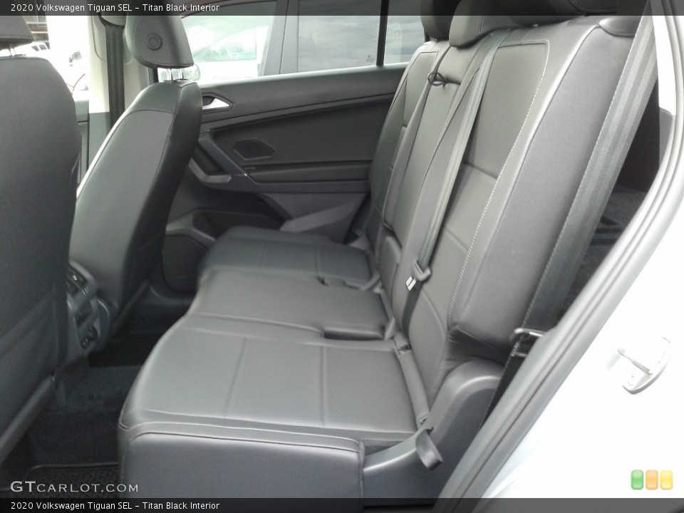 Titan Black Interior Rear Seat for the 2020 Volkswagen Tiguan SEL #143114014
