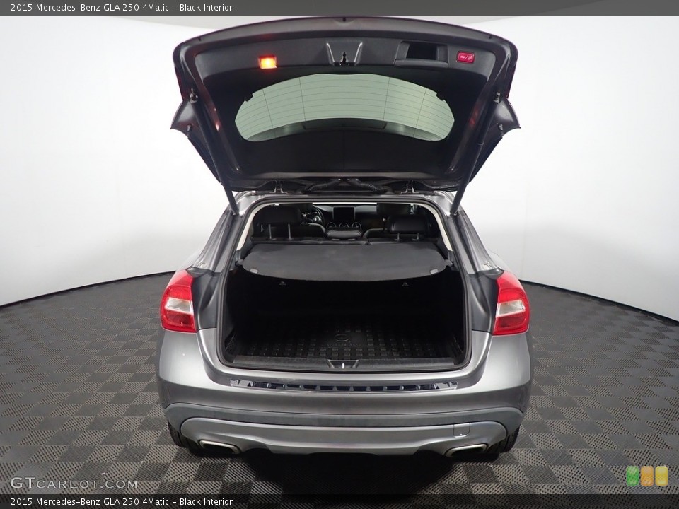 Black Interior Trunk for the 2015 Mercedes-Benz GLA 250 4Matic #143124986