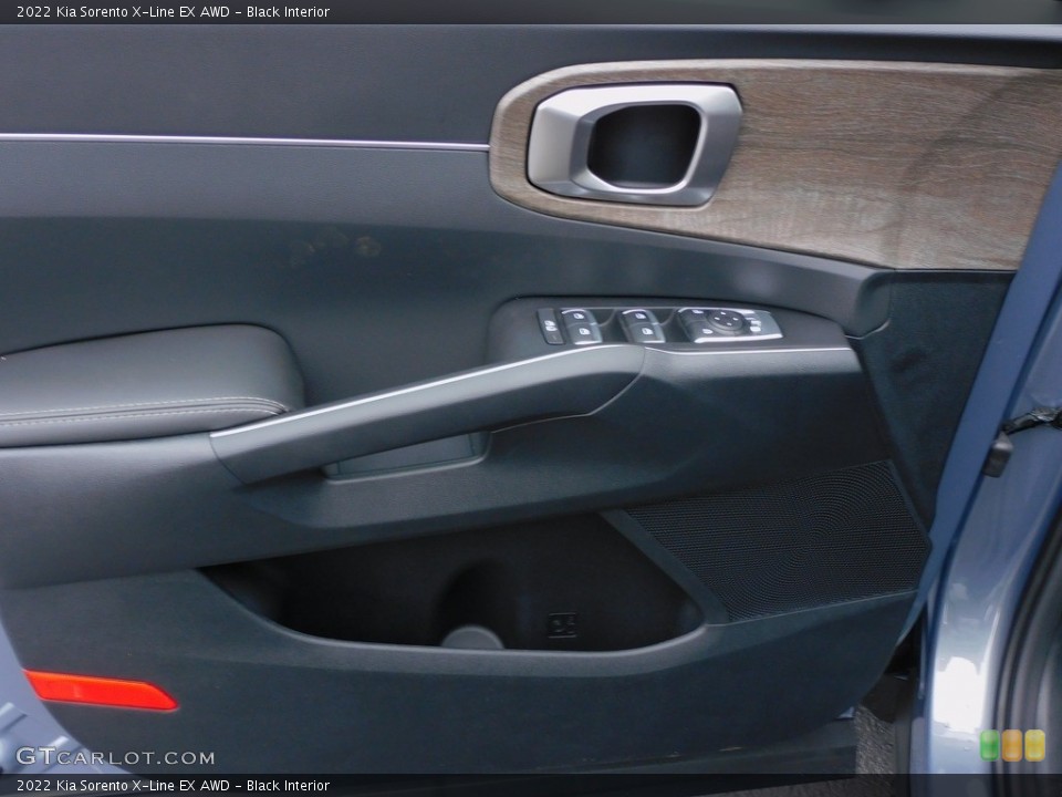 Black Interior Door Panel for the 2022 Kia Sorento X-Line EX AWD #143128233