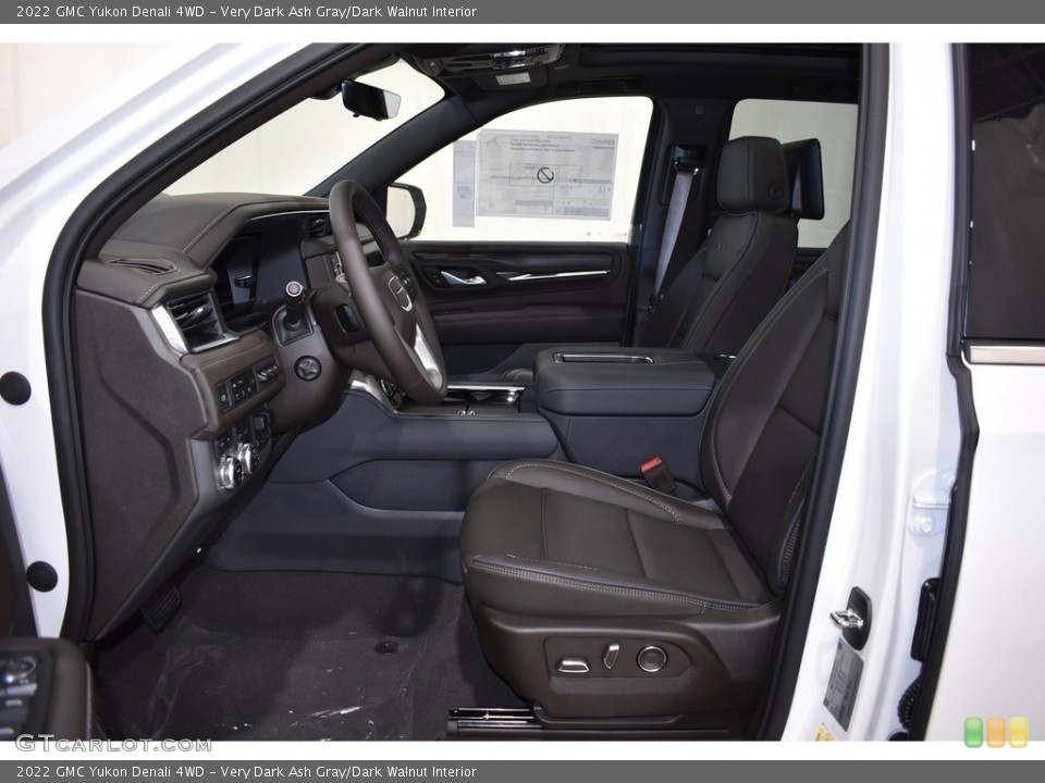 Very Dark Ash Gray/Dark Walnut Interior Photo for the 2022 GMC Yukon Denali 4WD #143136690