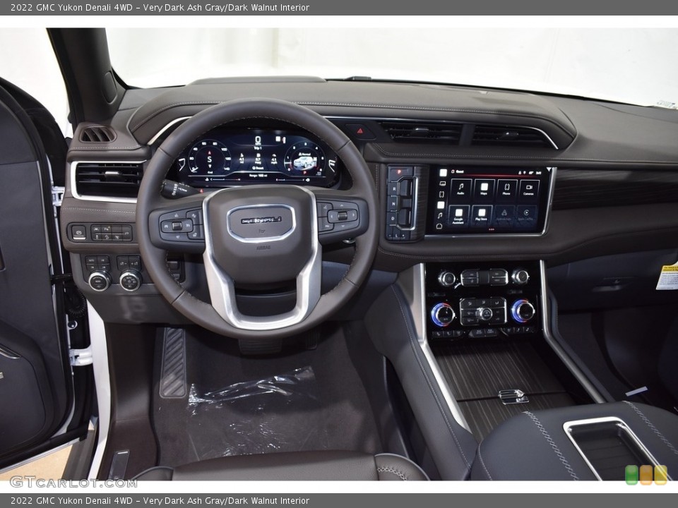 Very Dark Ash Gray/Dark Walnut Interior Dashboard for the 2022 GMC Yukon Denali 4WD #143136816