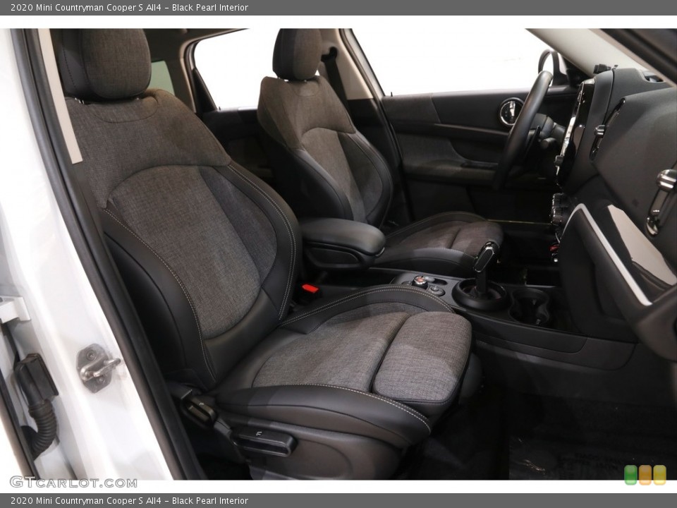 Black Pearl 2020 Mini Countryman Interiors