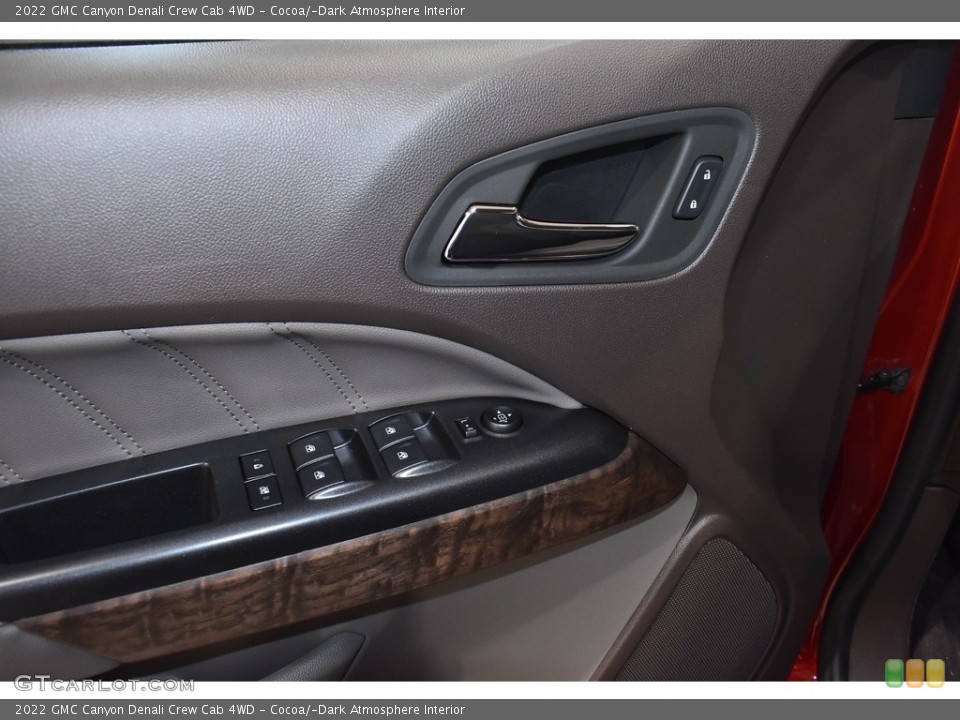 Cocoa/­Dark Atmosphere Interior Door Panel for the 2022 GMC Canyon Denali Crew Cab 4WD #143161868