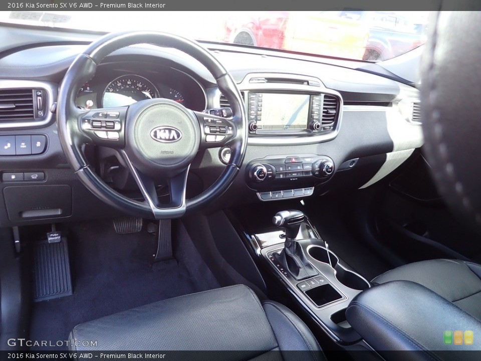 Premium Black Interior Photo for the 2016 Kia Sorento SX V6 AWD #143171863
