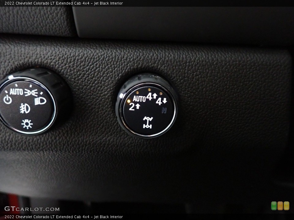 Jet Black Interior Controls for the 2022 Chevrolet Colorado LT Extended Cab 4x4 #143173078