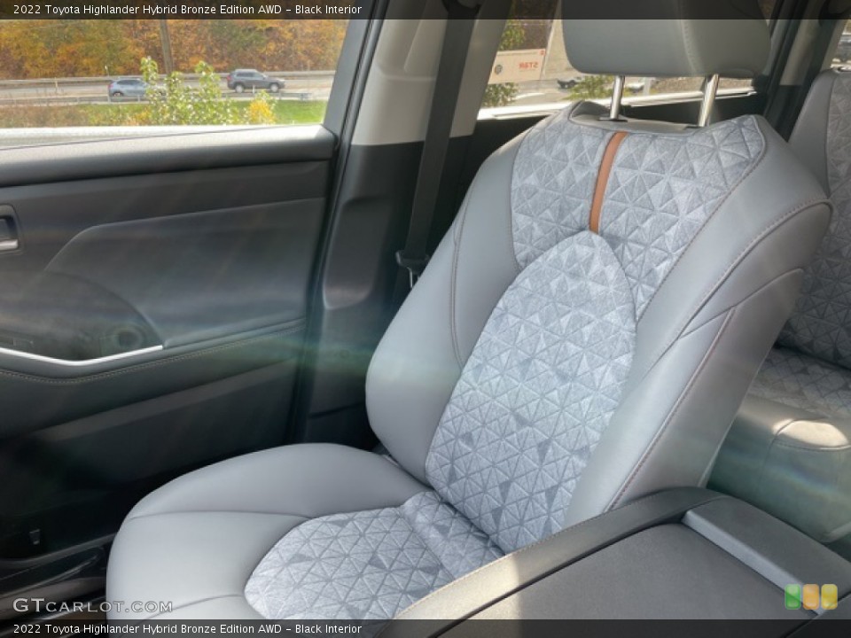 Black Interior Front Seat for the 2022 Toyota Highlander Hybrid Bronze Edition AWD #143179711