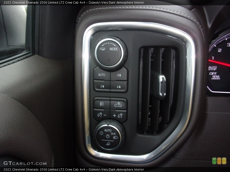 Gideon/­Very Dark Atmosphere Interior Controls for the 2022 Chevrolet Silverado 1500 Limited LTZ Crew Cab 4x4 #143182018