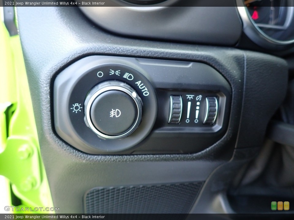 Black Interior Controls for the 2021 Jeep Wrangler Unlimited Willys 4x4 #143182423