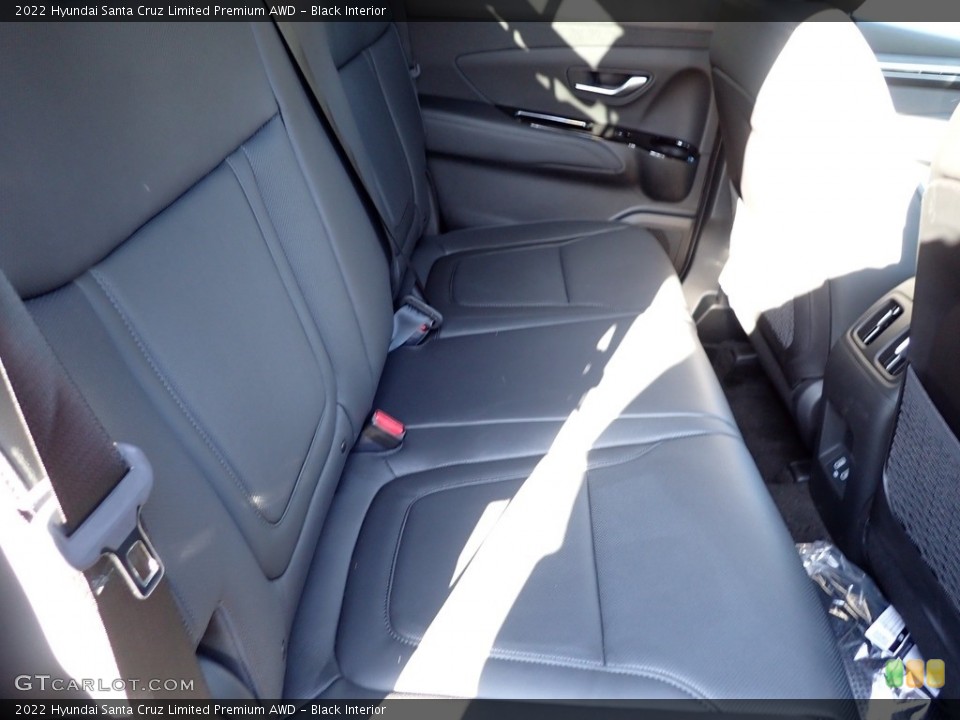 Black Interior Rear Seat for the 2022 Hyundai Santa Cruz Limited Premium AWD #143182990
