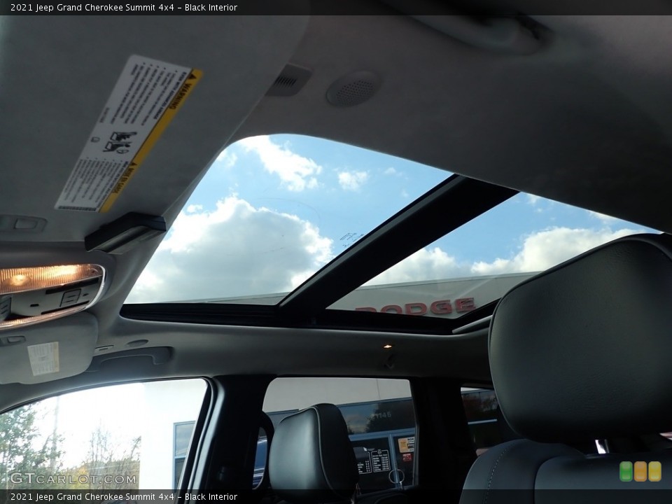 Black Interior Sunroof for the 2021 Jeep Grand Cherokee Summit 4x4 #143189370