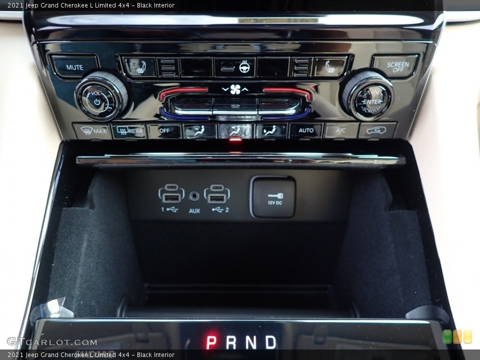 Black Interior Controls for the 2021 Jeep Grand Cherokee L Limited 4x4 #143220588