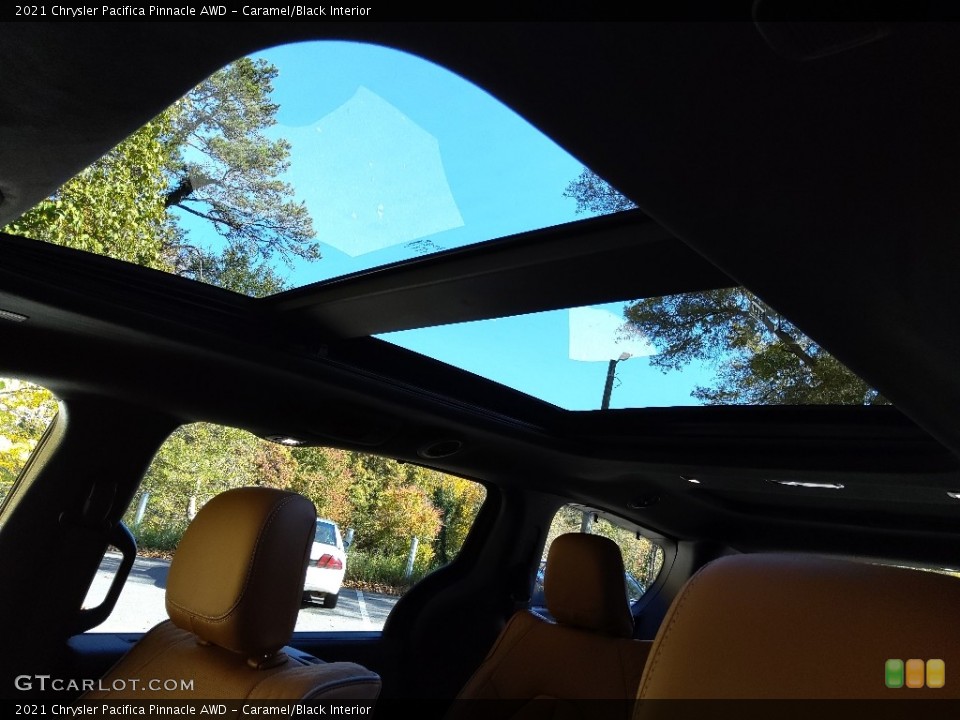 Caramel/Black Interior Sunroof for the 2021 Chrysler Pacifica Pinnacle AWD #143223582