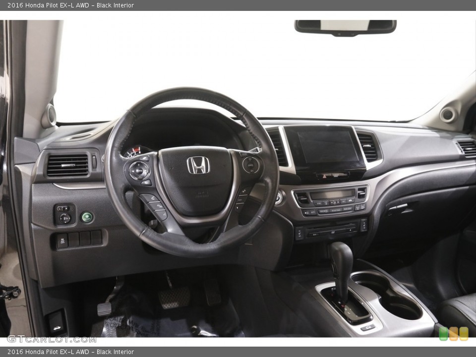 Black Interior Dashboard for the 2016 Honda Pilot EX-L AWD #143233606