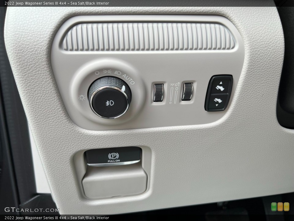 Sea Salt/Black Interior Controls for the 2022 Jeep Wagoneer Series III 4x4 #143267485