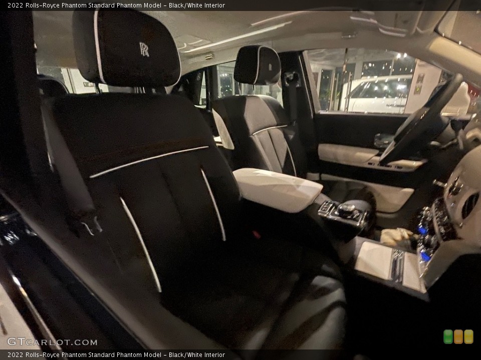 Black/White Interior Front Seat for the 2022 Rolls-Royce Phantom  #143290323