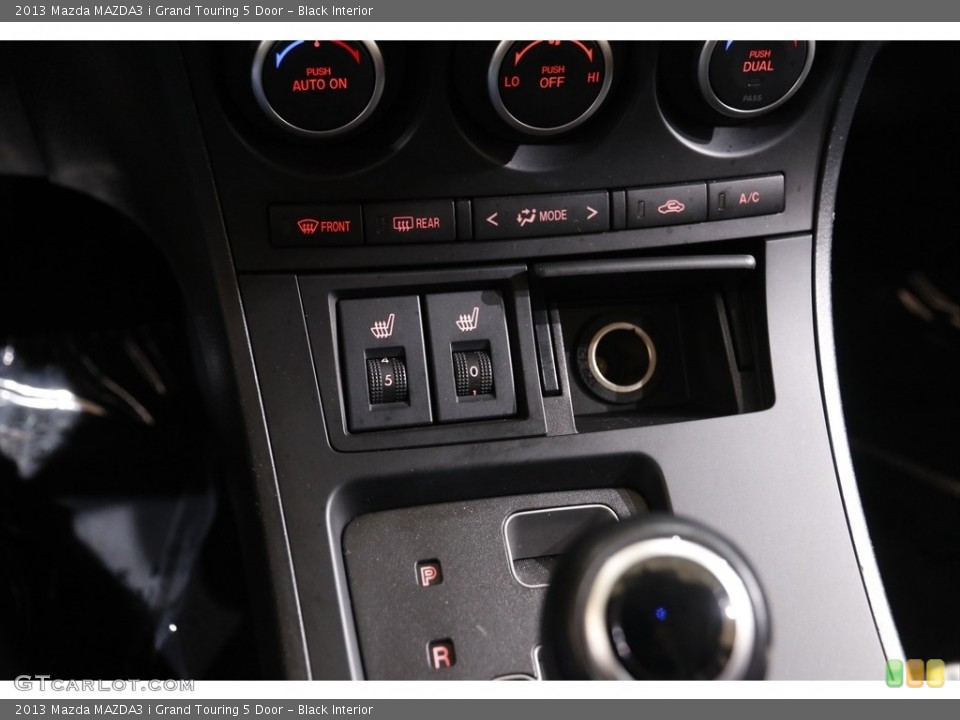 Black Interior Controls for the 2013 Mazda MAZDA3 i Grand Touring 5 Door #143305686
