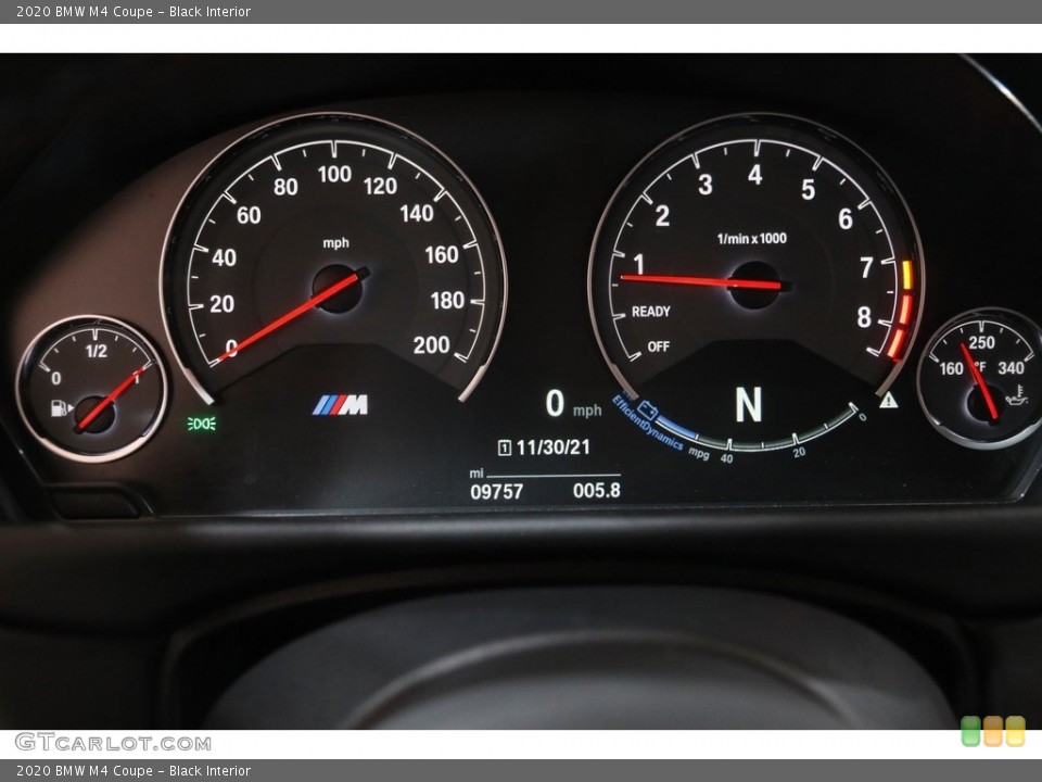 Black Interior Gauges for the 2020 BMW M4 Coupe #143319536