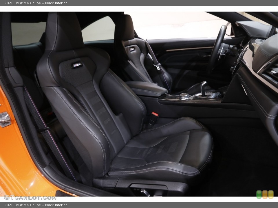 Black Interior Photo for the 2020 BMW M4 Coupe #143319734