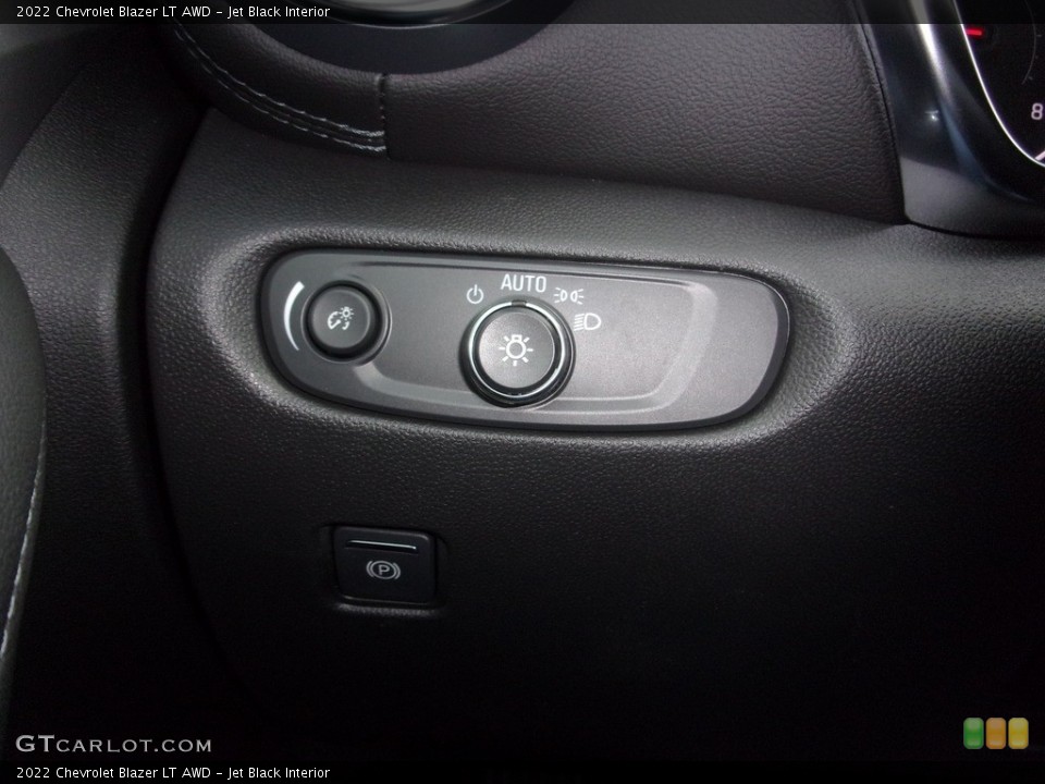 Jet Black Interior Controls for the 2022 Chevrolet Blazer LT AWD #143331677