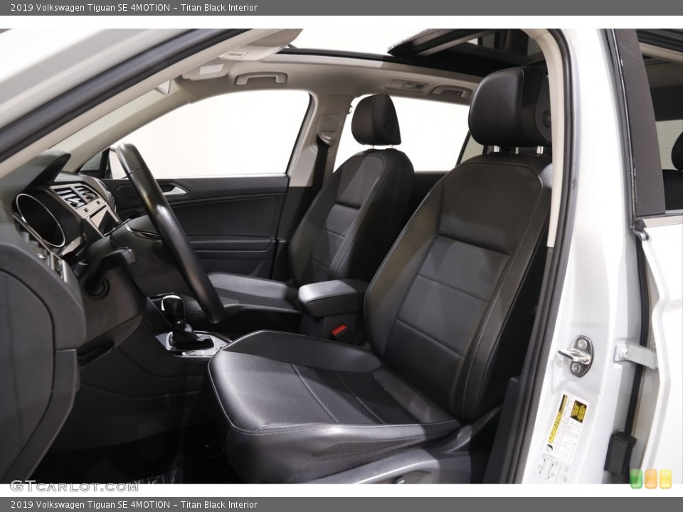 Titan Black Interior Front Seat for the 2019 Volkswagen Tiguan SE 4MOTION #143341090