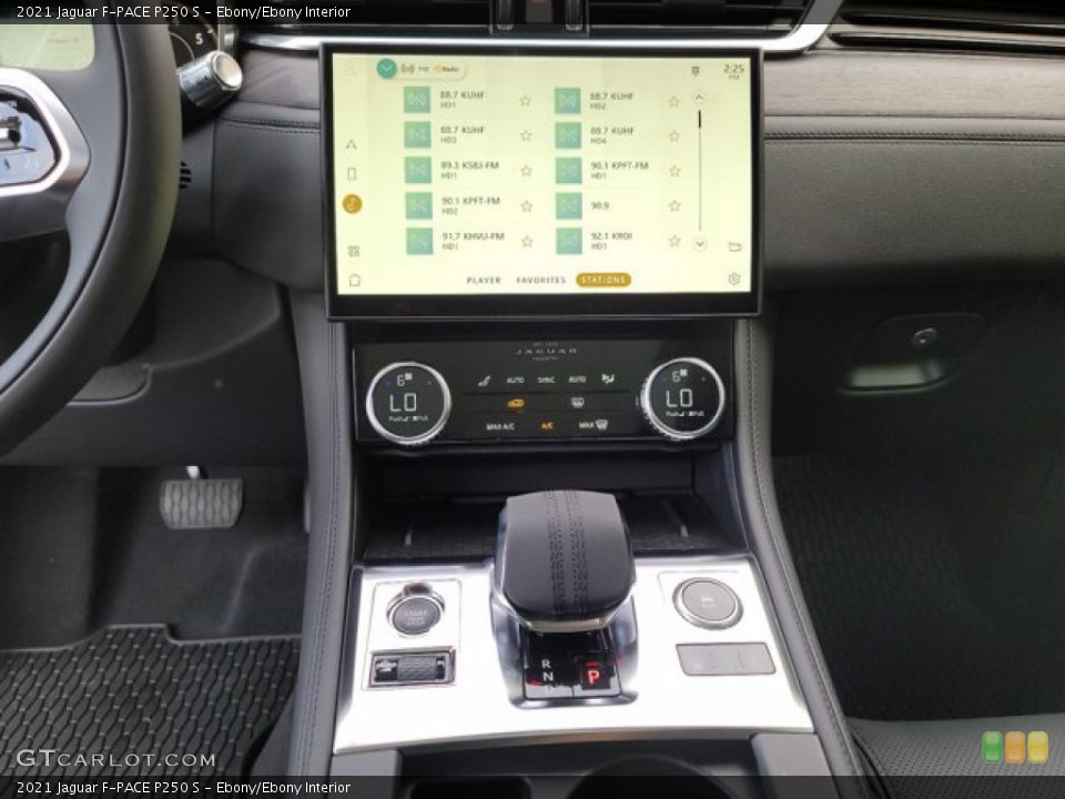 Ebony/Ebony Interior Controls for the 2021 Jaguar F-PACE P250 S #143343193