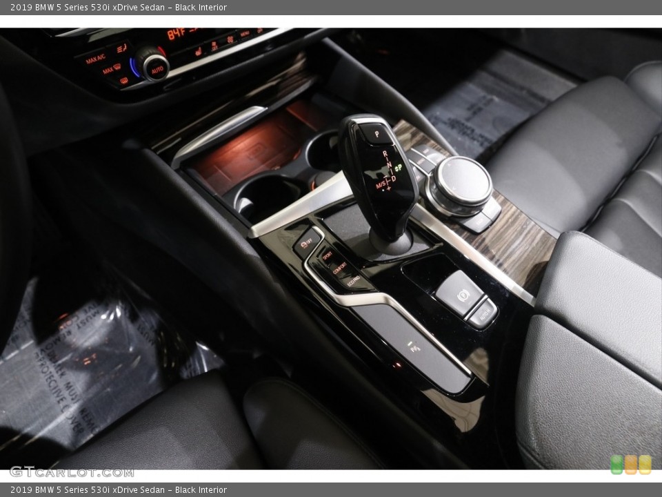 Black Interior Transmission for the 2019 BMW 5 Series 530i xDrive Sedan #143359767