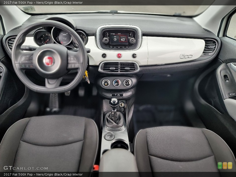 Nero/Grigio (Black/Gray) Interior Photo for the 2017 Fiat 500X Pop #143369536