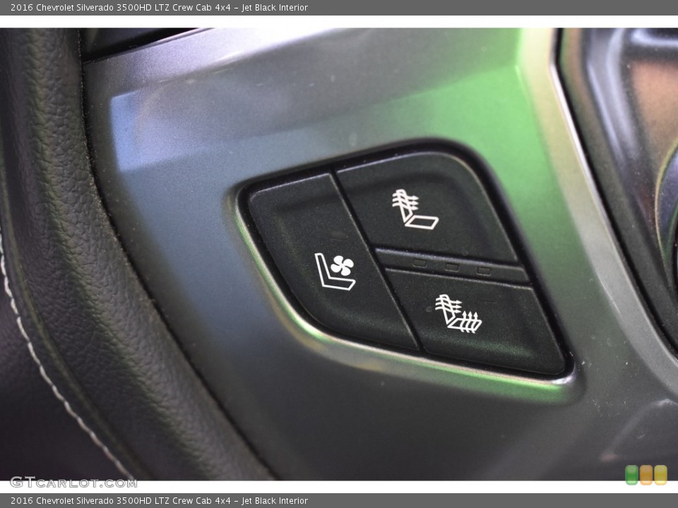 Jet Black Interior Controls for the 2016 Chevrolet Silverado 3500HD LTZ Crew Cab 4x4 #143383621