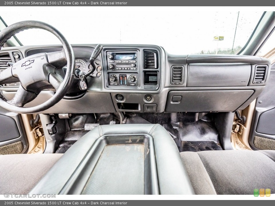 Dark Charcoal Interior Dashboard for the 2005 Chevrolet Silverado 1500 LT Crew Cab 4x4 #143392943