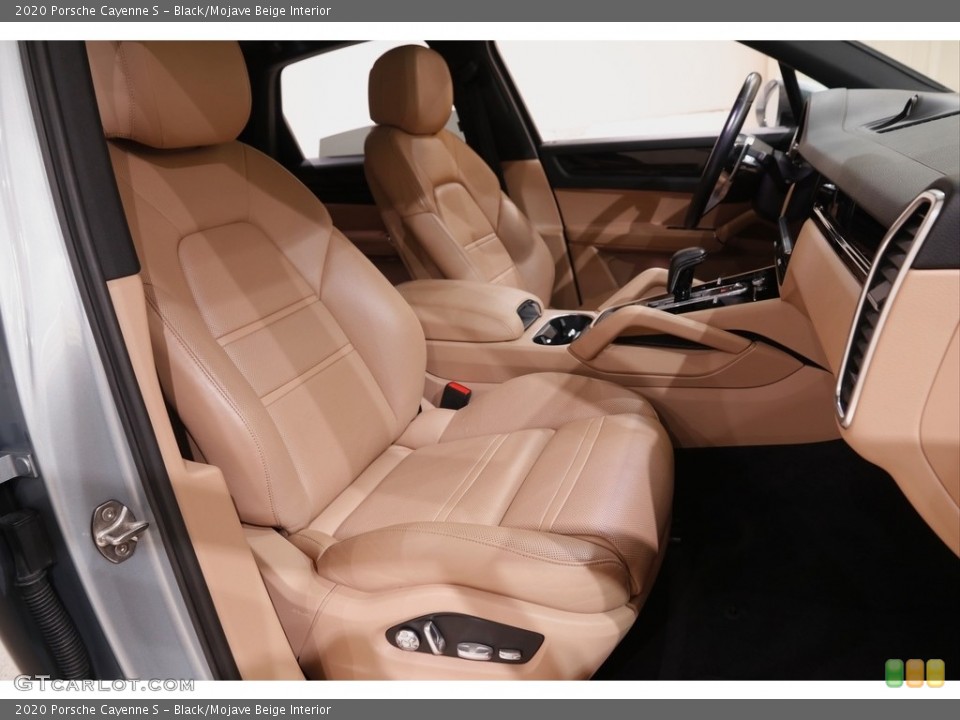 Black/Mojave Beige 2020 Porsche Cayenne Interiors