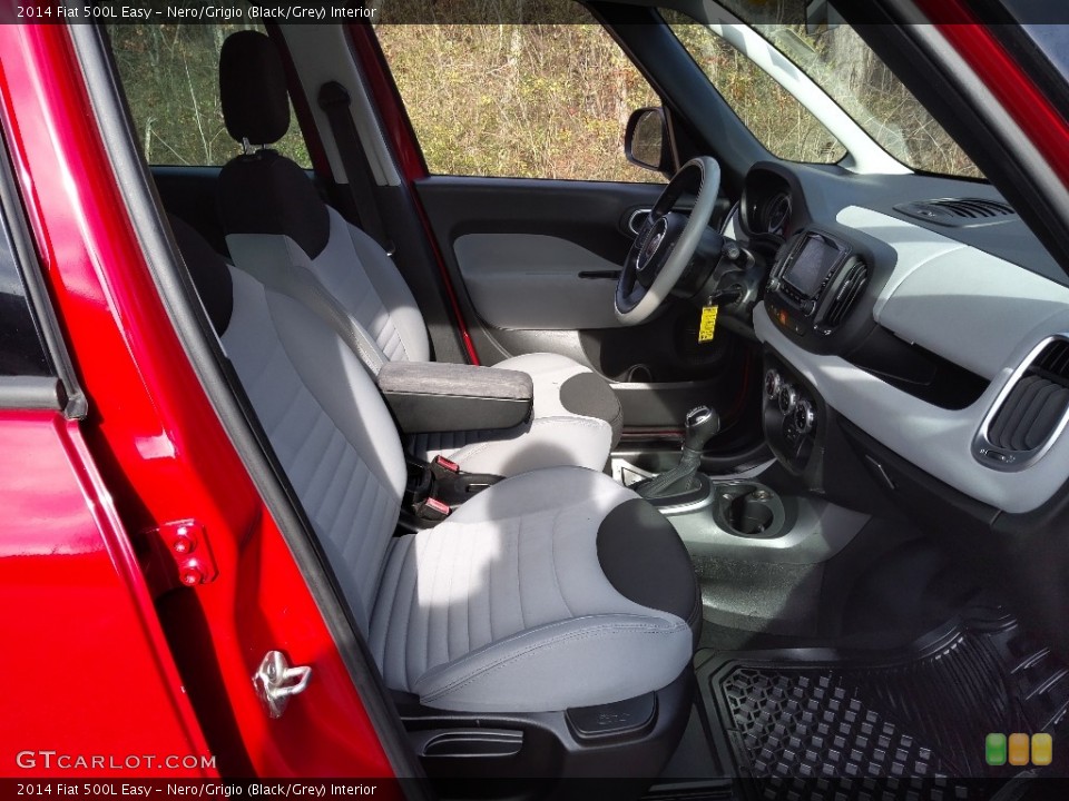 Nero/Grigio (Black/Grey) 2014 Fiat 500L Interiors