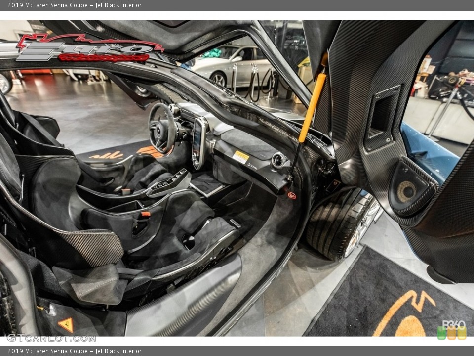 Jet Black Interior Front Seat for the 2019 McLaren Senna Coupe #143427152