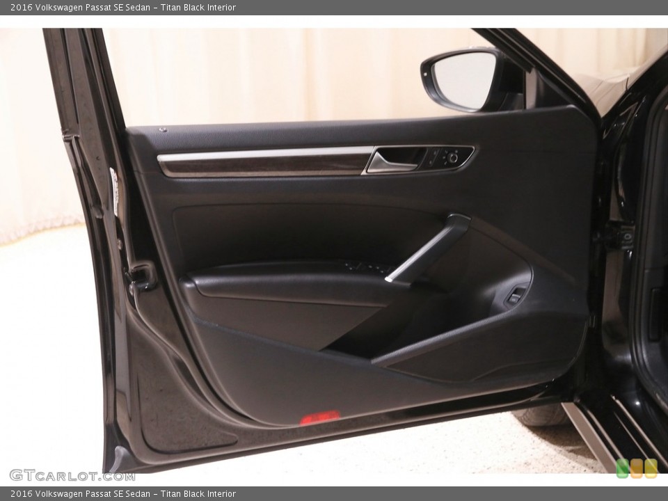 Titan Black Interior Door Panel for the 2016 Volkswagen Passat SE Sedan #143438187