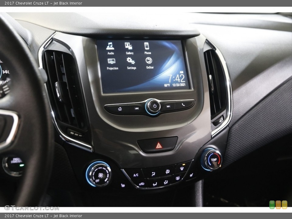 Jet Black Interior Controls for the 2017 Chevrolet Cruze LT #143461660