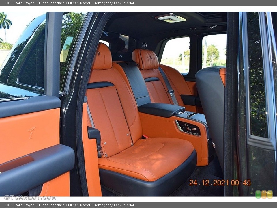 Armagnac/Black Interior Rear Seat for the 2019 Rolls-Royce Cullinan  #143470097