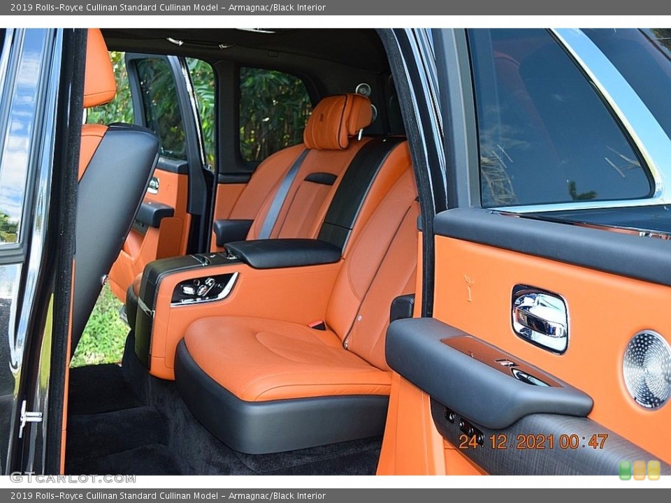 Armagnac/Black Interior Rear Seat for the 2019 Rolls-Royce Cullinan  #143470211
