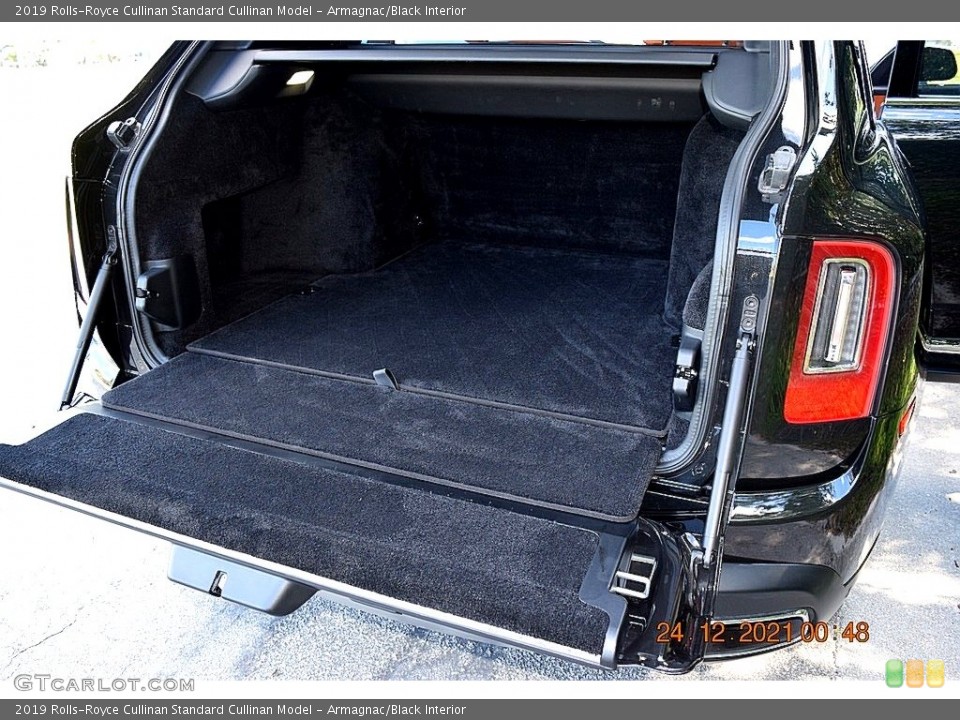 Armagnac/Black Interior Trunk for the 2019 Rolls-Royce Cullinan  #143470277