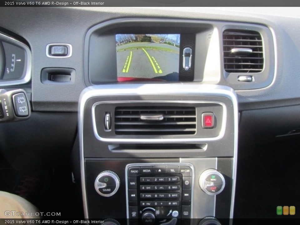 Off-Black Interior Controls for the 2015 Volvo V60 T6 AWD R-Design #143470622