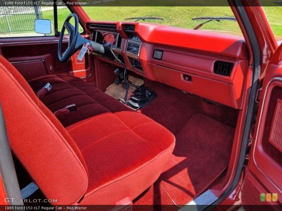 Red Interior Photo for the 1986 Ford F150 XLT Regular Cab #143478434