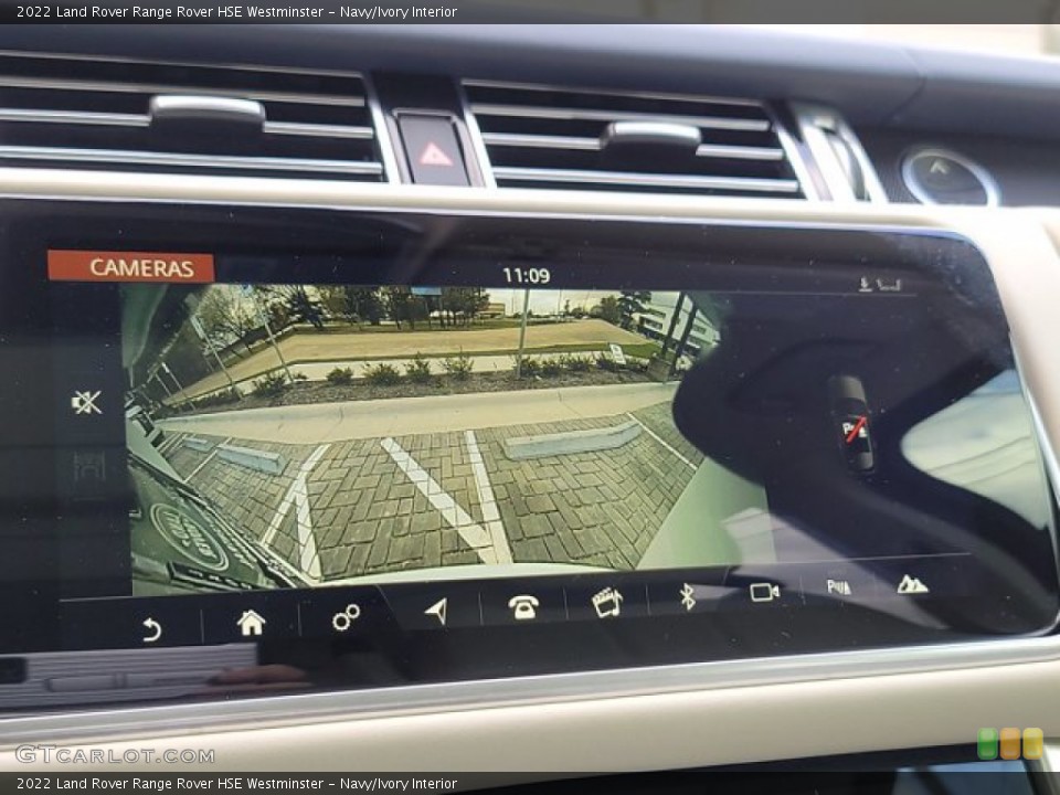 Navy/Ivory Interior Navigation for the 2022 Land Rover Range Rover HSE Westminster #143487257