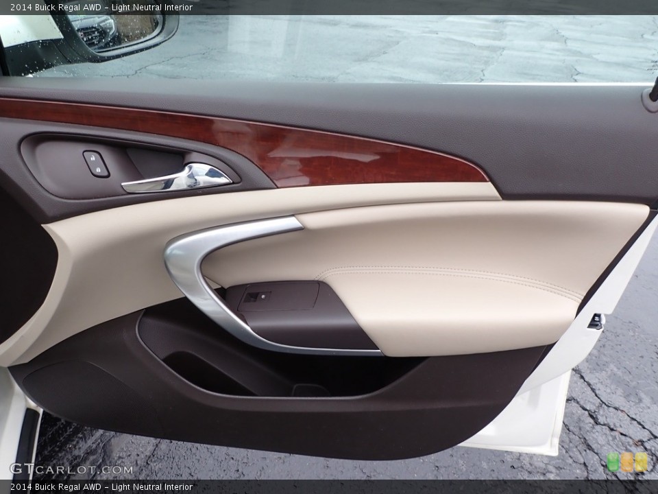 Light Neutral Interior Door Panel for the 2014 Buick Regal AWD #143514570