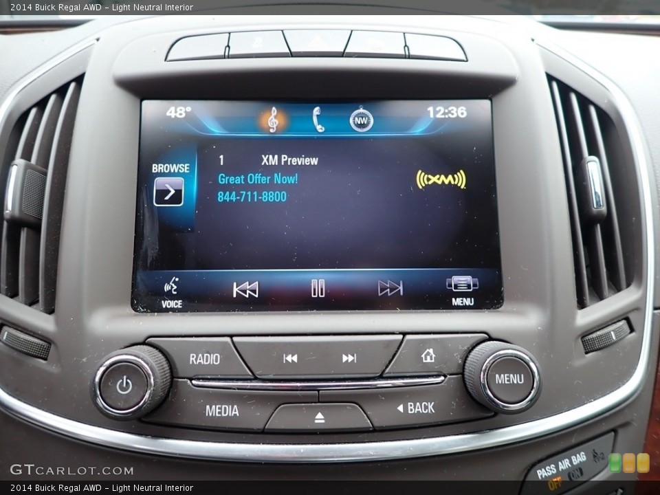 Light Neutral Interior Controls for the 2014 Buick Regal AWD #143514855