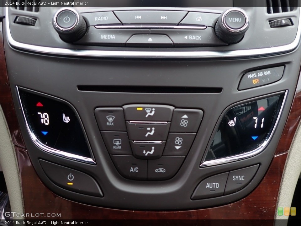 Light Neutral Interior Controls for the 2014 Buick Regal AWD #143514870