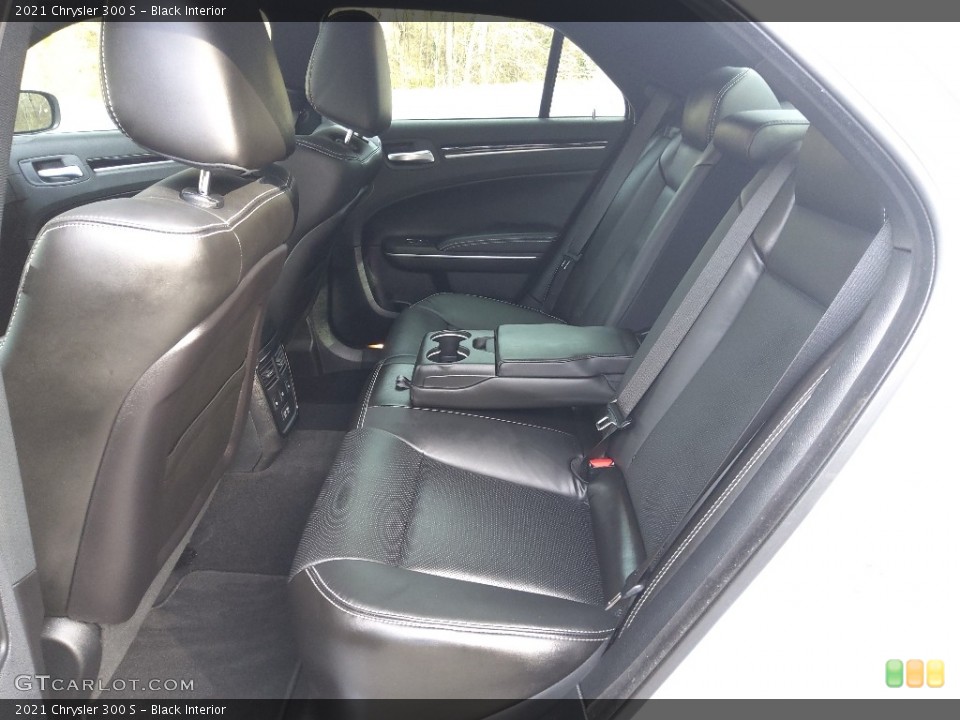 Black Interior Rear Seat for the 2021 Chrysler 300 S #143553526