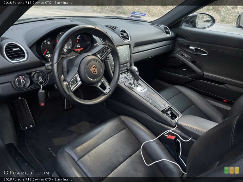 Black Interior Photo for the 2018 Porsche 718 Cayman GTS #143559466